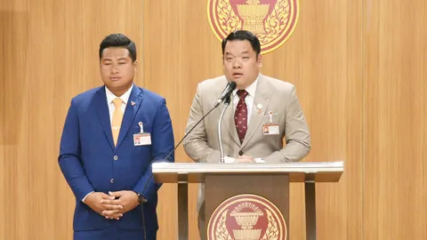 สส.ก้าวไกล เรียกร้องรัฐบาลถอดบทเรียน หลังน้ำท่วมภูเก็ตหนักสุดในรอบหลายสิบปี