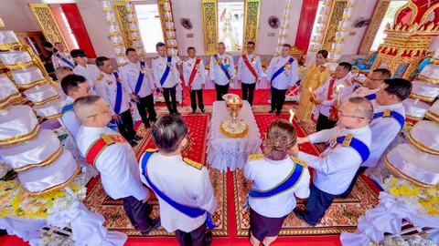 ผู้ว่าฯ 76 จังหวัด ประกอบพิธีเวียนเทียนสมโภชน้ำพระพุทธมนต์ศักดิ์สิทธิ์