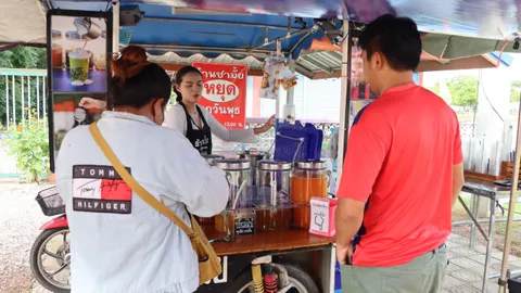 ร้าน "ชามั้ย" เจ้าดัง แจงไม่ได้ยึดที่สาธารณะ ศาลาของหมู่บ้าน ใครก็มาขายได้ (คลิป)