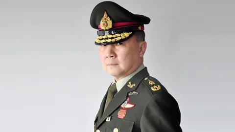 โผล่อีก "หมอเหรียญทอง" ตบสั่งสอนผู้ป่วยสูบบุหรี่ บอกห้ามใจไม่ได้ ก็ไป รพ. อื่น