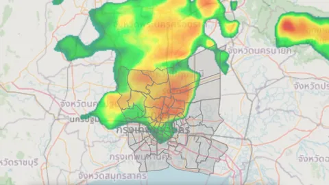 อุตุฯ พบกลุ่มฝนปานกลางถึงหนัก ในเขต กทม. คาดปกคลุมนานกว่า 1 ชม.