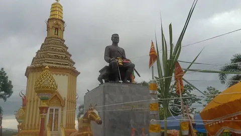 พิธีพุทธาภิเษก เหรียญพระยาพิชัยดาบหัก คนตาดีเจอ "เลขเด็ด" หางประทัด