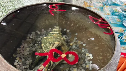 พลังศรัทธาเนืองแน่น คนแห่ส่องเลขเด็ด "อ่างน้ำมนต์"  อาศรมฤาษีเณร งวด 16/7/67