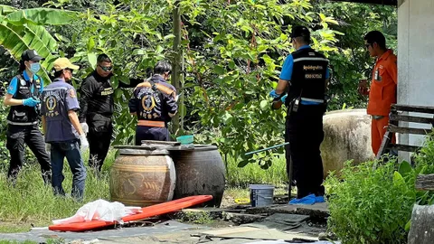 ฟันหัวดับสยอง โชเฟอร์รถตู้ จับเพื่อนบ้านดุ วิวาทเรื่องหมา