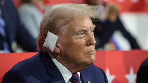 ทรัมป์จี้ไต้หวันจ่ายค่าคุ้มครอง