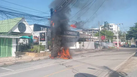 ระทึก ไฟไหม้สายเคเบิลนานาชนิด ย่านลากูน่าภูเก็ต ลามเผา จยย.วอด