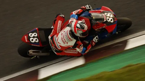 ศึกทรหดในตำนาน "นครินทร์" ชี้เจอทั้งอากาศร้อน-ฝนตก "Suzuka 8 Hours" ที่ญี่ปุ่น 