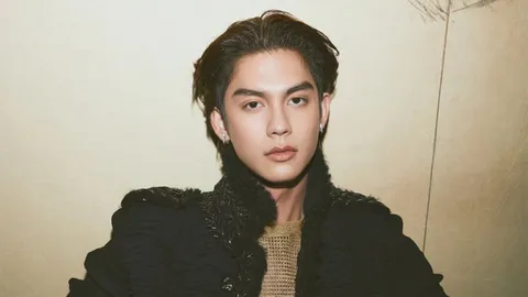 โกอินเตอร์แบบสุดปัง! “ไบร์ท-วชิรวิชญ์” ร่วมจอยบนเวทีและถ่ายรูปกับศิลปินดังระดับโลก