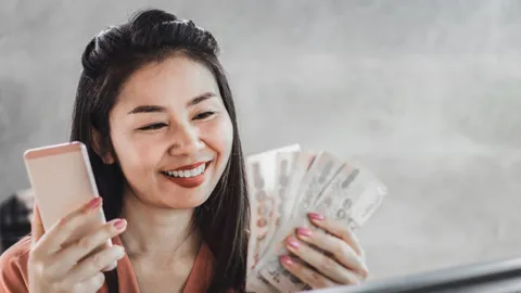 ดิจิทัลวอลเล็ต : รอฟัง รัฐบาลแถลงรายละเอียด โครงการเงินดิจิทัล 10,000 บาท