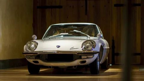 ย้อนอดีต ตำนานเครื่องโรตารี่ใน Mazda Cosmo 110S