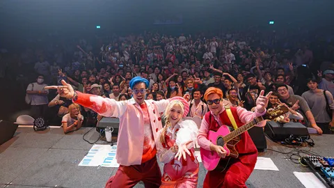 เต็มอิ่ม “คอนเสิร์ต LaOngFong อยู่ดีดีก็ไม่เหงาเฉย” ออน-เอ๊ะ-แมน จัดครบทุกเพลงที่คิดถึง