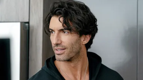 "จัสติน" ควบกำกับ-นำแสดง ใน "IT ENDS WITH US"