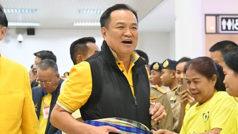 “อนุทิน” กำชับนโยบายที่นครพนม ลั่น ไม่อยากเห็นอนาคตของประเทศเป็นทาสยาเสพติด