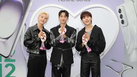 3 หนุ่ม BSS ทำลาน River Park แตก มาแจกความสดใส ทำกะรัตใจละลาย 