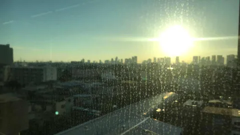 สภาพอากาศวันนี้ มรสุมอ่อนกำลัง ไทยตอนบนฝนลด ภาคตะวันออก-ใต้ ยังตกหนัก 