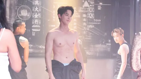 เซอร์ไพรส์ เจมส์จิ ทำงานหนุ่มบาร์โฮส ซุ่มซ้อมเต้นพร้อมฟิตหุ่น ใน โลกหมุนรอบเธอ