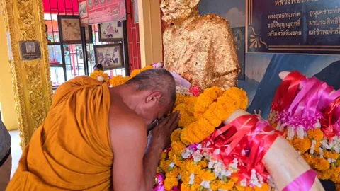 เจ้าอาวาสเป็นห่วง "เจ้านำโชค" ไก่แสนรู้วัดหนองกระดี่นอก ถูกคนอุ้มหายไปนับสัปดาห์