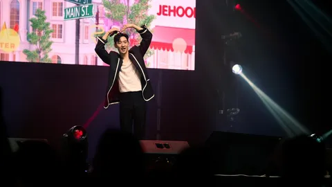 LEE JE HOON จัดหนัก Fan service สุดใกล้ชิด ฟินกระชากใจ แฟนไทยไม่มูฟออน