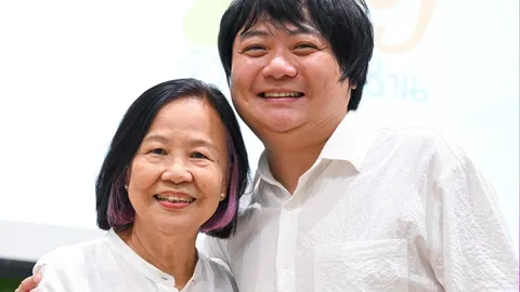 "โค้ดดี้ เสือร้องไห้-หม่าม้าเดือนเพ็ญ เกษียณสำราญ" ปลุกกระแสสร้างคอนเทนต์ต่างวัย