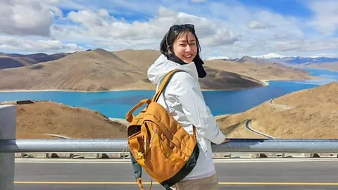 รู้จัก “มิ้นท์ I Roam Alone” การเดินทางที่เต็มไปด้วยเรื่องเล่า ตลอด 12 ปี 