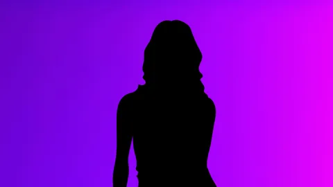 หนุ่มประกาศตามหา "นานาโกะ ฮารุ" คนเมนต์สนั่น สาวในตำนาน กลับมาอีกแล้ว