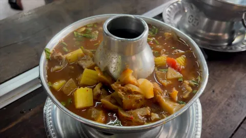 เอาใจสายเนื้อ ชวนเปิบเมนูเด็ด "ซุปจิ๊มิวัว" ร้านดังขอนแก่น เชื่อกินแล้วโด๊ป