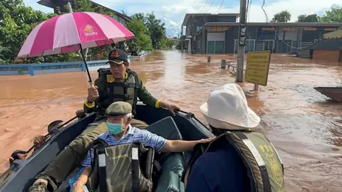 ช่วยชาวบ้าน 