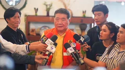 “ภูมิธรรม” เชื่อน้ำไม่ท่วมซ้ำรอยปี 54 ตอนนี้คิดว่าจบแล้ว ยัน นายกฯ ห่วงประชาชน