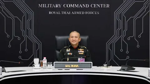 ผบ.ทสส. ประชุมวางแผนรับมือน้ำท่วมเหนือ ส่ง นพค.35 ติดตั้งสะพานชั่วคราว