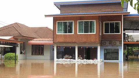 เตือน "เจ้าพระยา" เร่งระบายน้ำเพิ่ม แจ้ง "11 จังหวัด" ระวัง-เอ่อล้น! สวรรคโลกจม