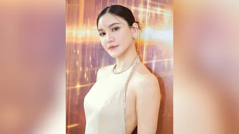 "ดีเจดาว" ฟาดกลับคนเมนต์แซะเรื่องหน้าอก ลั่นสวยแบบอเมริกาโน จะทำไม