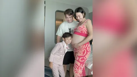 สุดเซอร์ไพรส์ "แซนวิช ปภาดา" อดีตภรรยาร็อกเกอร์ดัง กำลังตั้งท้องลูกคนที่ 2