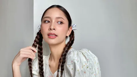 "ปิ่น ชรินพร" แหวกกฎนางเอกช่อง 7 "โตแล้วเซ็กซี่ได้" แอบเม้าท์ถึง "เจี๊ยบ" เจ้าแม่ช็อตฟีล