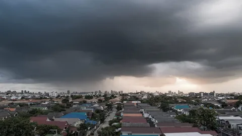 พายุยางิ เตรียมขึ้นฝั่งถล่มไทย ฝนตกหนัก มวลน้ำเหนือสูง