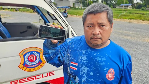 อาสากู้ภัย เล่านาทีไล่สกัด "กระบะซิ่ง" ขับส่ายไปมา หวั่นชนคนในหมู่บ้าน (คลิป)