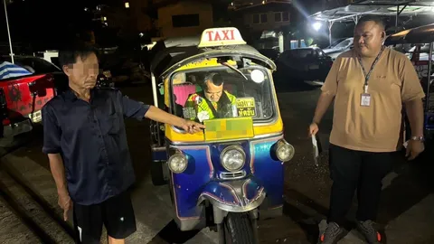 จับตุ๊กตุ๊กมหาภัย ไม่ทอนเงินนักท่องเที่ยวต่างชาติ เชิดกระเป๋าสัมภาระ