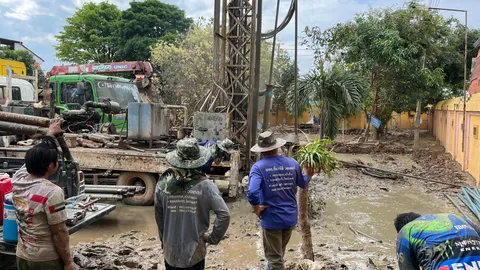 ขุดเจาะบ่อบาดาล "ชุมชนเกาะทราย" บรรเทาความเดือดร้อนผู้ประสบภัย ให้มีน้ำไว้ใช้