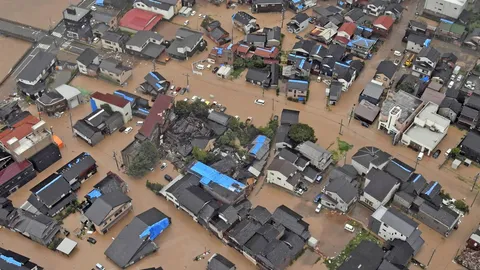 ญี่ปุ่นอ่วม ฝนถล่มทำน้ำท่วมภาคกลาง ดับแล้ว 1 ศพ สูญหายอีก 10 คน