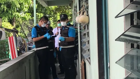 เด็กหญิงวัย 14 ใช้มีดแทงคอยายดับสลดคาบ้านพัก ปมกดดันถูกด่าทอเป็นประจำ