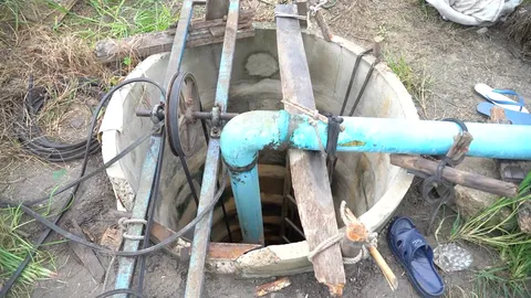 เมียเข่าทรุด ผัวลงซ่อมบ่อบาดาลสูดก๊าซไข่เน่า เสียชีวิตต่อหน้าต่อตา