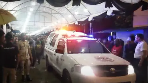 เคลื่อนร่างผู้เสียชีวิต เหตุบัสมรณะถึงโรงเรียนวัดเขาพระยาฯ ท่ามกลางความโศกเศร้า