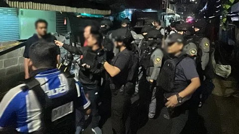 ด่วน คนร้ายจับตัวประกัน เหตุเกิดในซอยอินทามระ 29 แยก 3