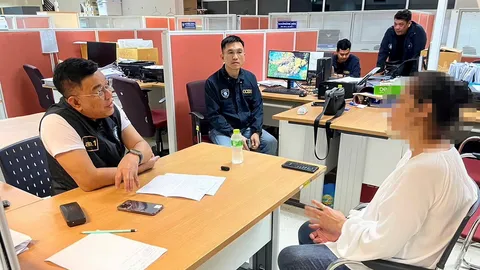 รวบ "เชฟอ้อย" ยักยอกทรัพย์ เพชร ทอง พระ กว่า 2 ล้านบาท ไปลงทุนร้าน เหยื่อแจ้งจับ (คลิป)