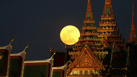 ชวนชม "ซูเปอร์ฟูลมูน" ดวงจันทร์เต็มดวงใกล้โลกที่สุดในรอบปี คืนออกพรรษา 17 ต.ค.นี้