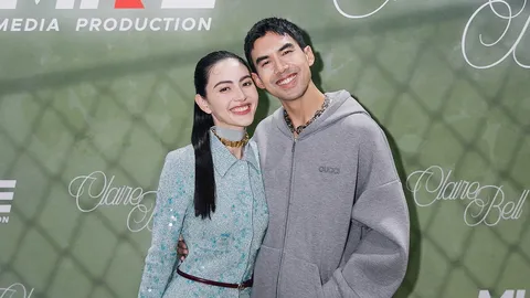 “เต๋อ” ควง “ใหม่” เปิดตัวนิยายแนวแซฟฟิค ‘ClaireBell’ ต่อยอดทำซีรีส์พร้อมปั้นเด็ก