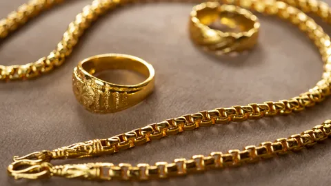 ระทึกราคาทองคำทุบสถิติพุ่งทะลัก44,400บาท