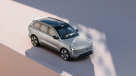 VOLVO EX90 SUV ไฟฟ้า 7 ที่นั่ง เตรียมเปิดตัวในมอเตอร์เอ็กซ์โป 2024 