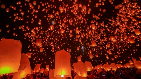 ชวนคนไทยสัมผัสวัฒนธรรมล้านนากับ 10 พิกัดเที่ยวงานยี่เป็ง จ.เชียงใหม่