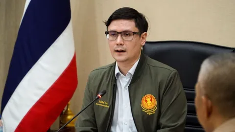 “โรม” ผิดหวัง หลัง “บิ๊กต่าย” สั่ง ตร.ไว้ผมเกรียน 3 ด้าน แทนที่จะผลักดันเรื่องสวัสดิการ