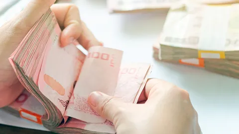 ก.พ.ยังนิ่งปมทบทวนเหมาบริการ "ลูกจ้าง" สพฐ.สั่งทุกเขตพื้นที่จ่ายเงิน 30 พ.ย.